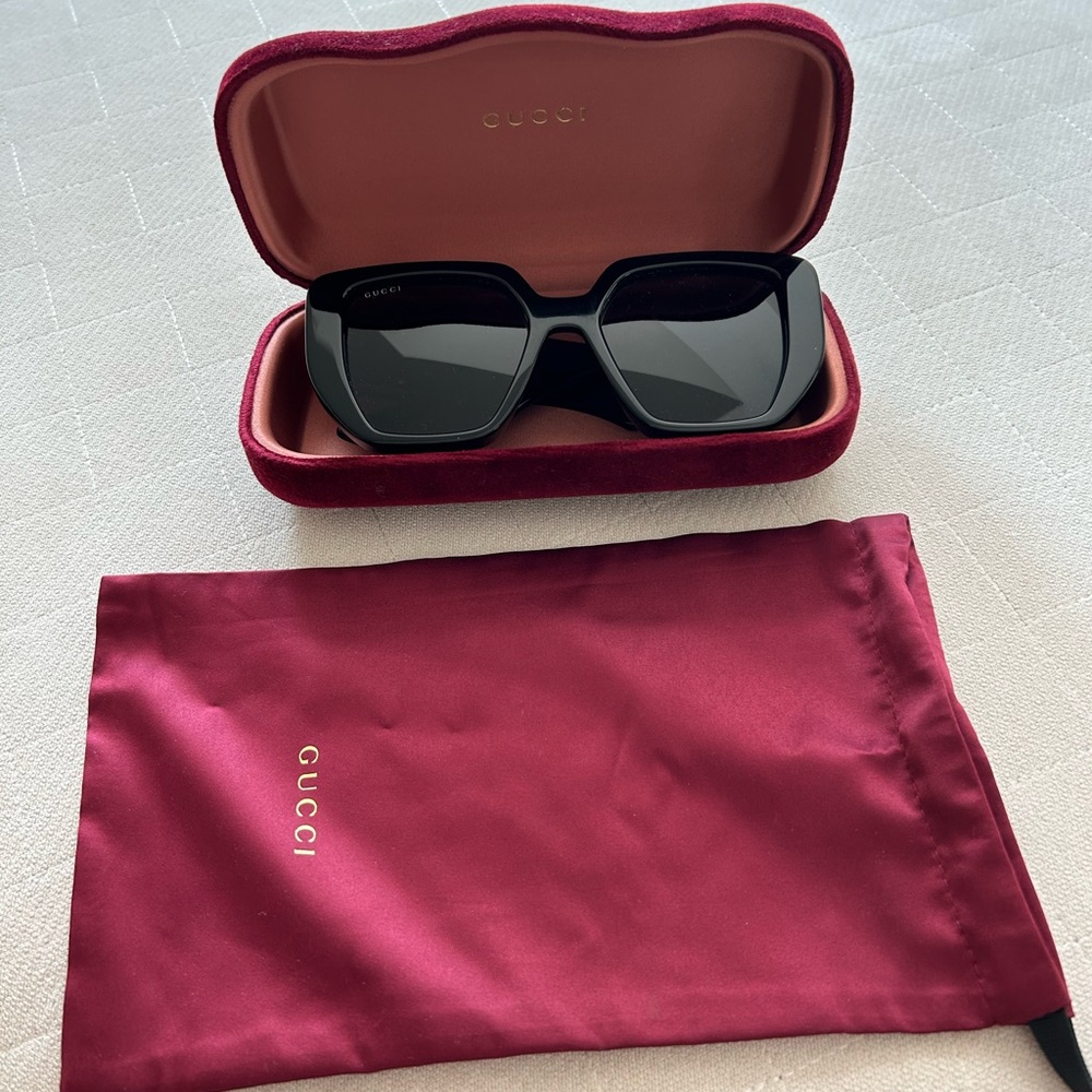 Gucci Rectangular Frame Sunglasses - image 2